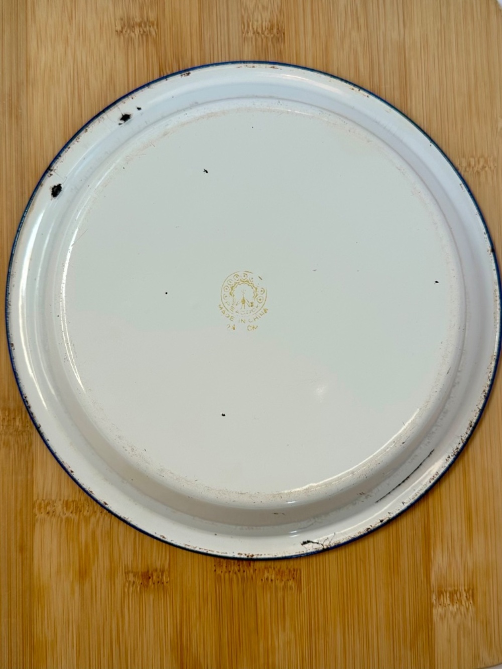 ✨ 3 for $45 ✨ Vintage Peacock Enamel Plate White Blue Rim Rustic Farmhouse Decor - Picture 3 of 6